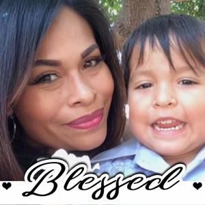 Meet your Posher, Denika